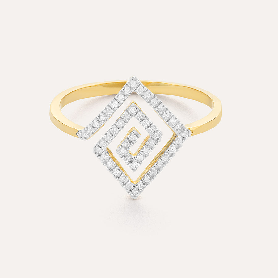 A-maze-Ing Statement Ring